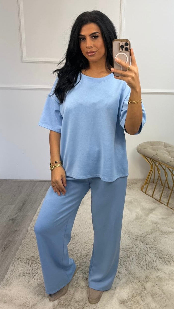 Mia Basic Comfy Set