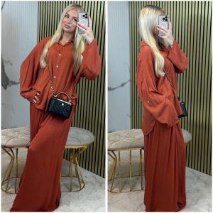 Sakina Knopen Overdekte Blouse Set